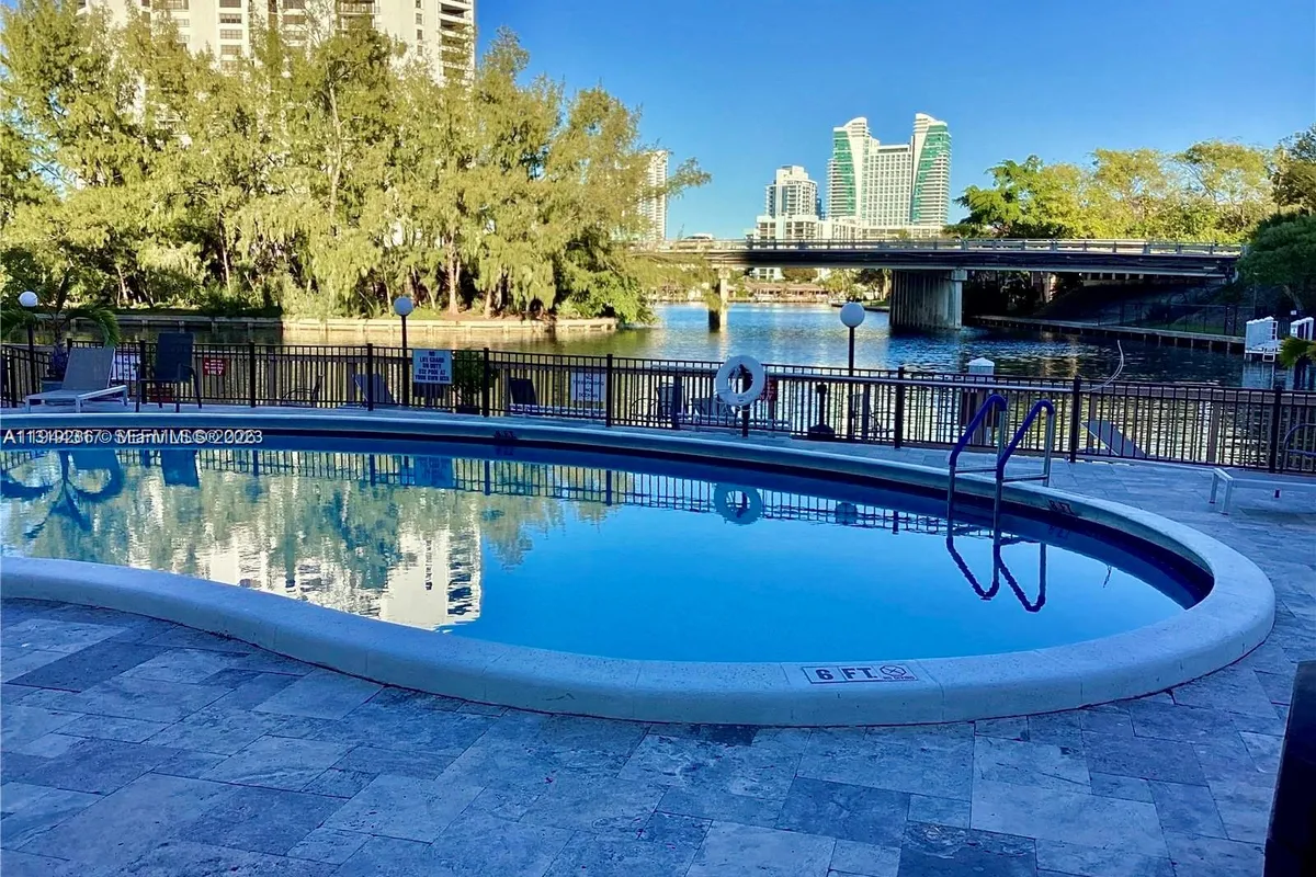 200 DIPLOMAT PKWY # 721, Hallandale Beach FL 33009