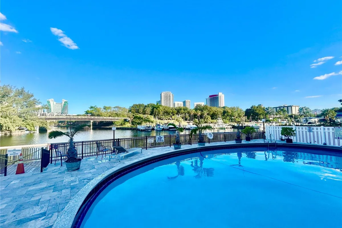 200 DIPLOMAT PKWY # 721, Hallandale Beach FL 33009