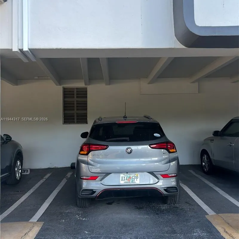 200 DIPLOMAT PKWY # 721, Hallandale Beach FL 33009