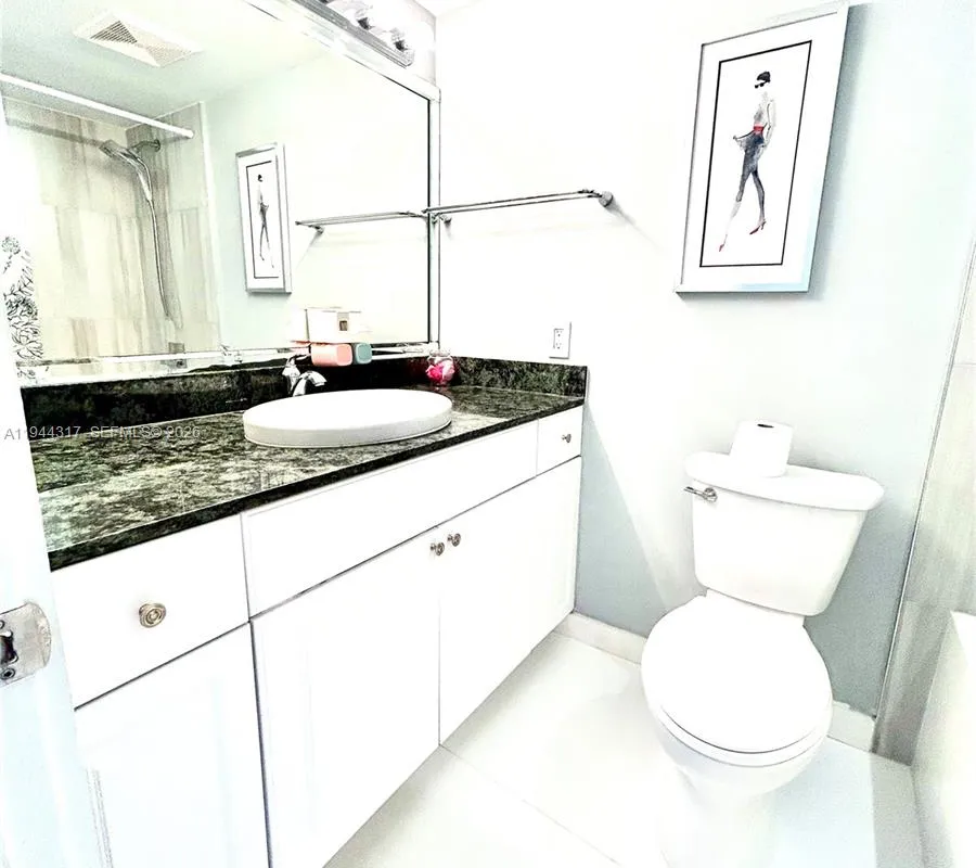 200 DIPLOMAT PKWY # 721, Hallandale Beach FL 33009