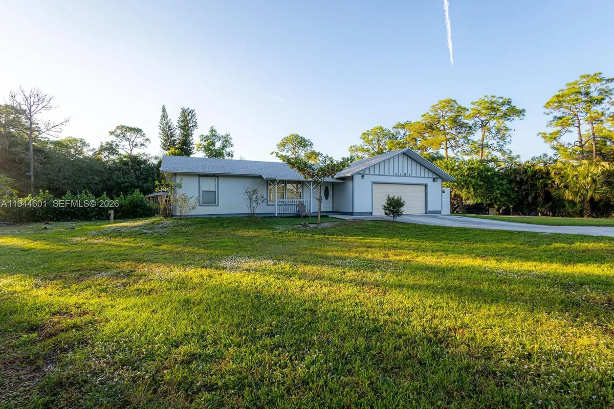 1181 W C Rd, Loxahatchee FL 33470