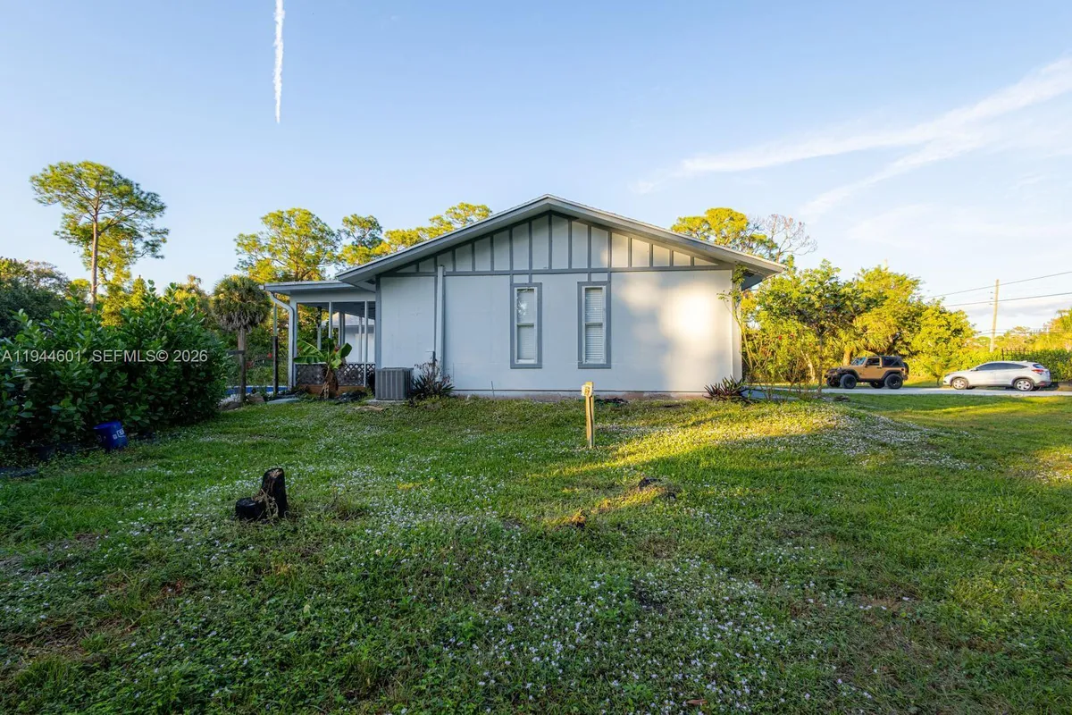 1181 W C Rd, Loxahatchee FL 33470