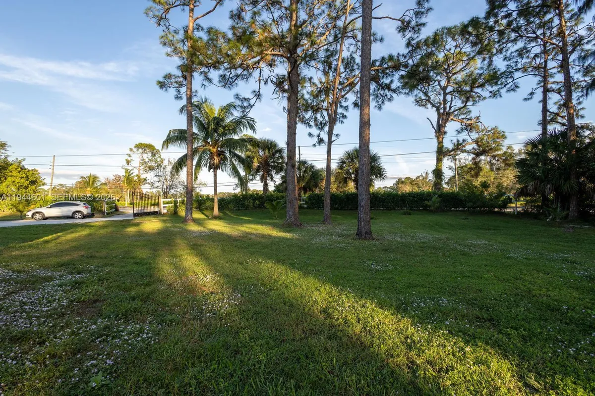 1181 W C Rd, Loxahatchee FL 33470