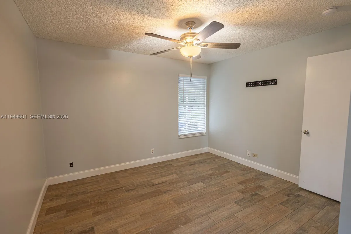 1181 W C Rd, Loxahatchee FL 33470