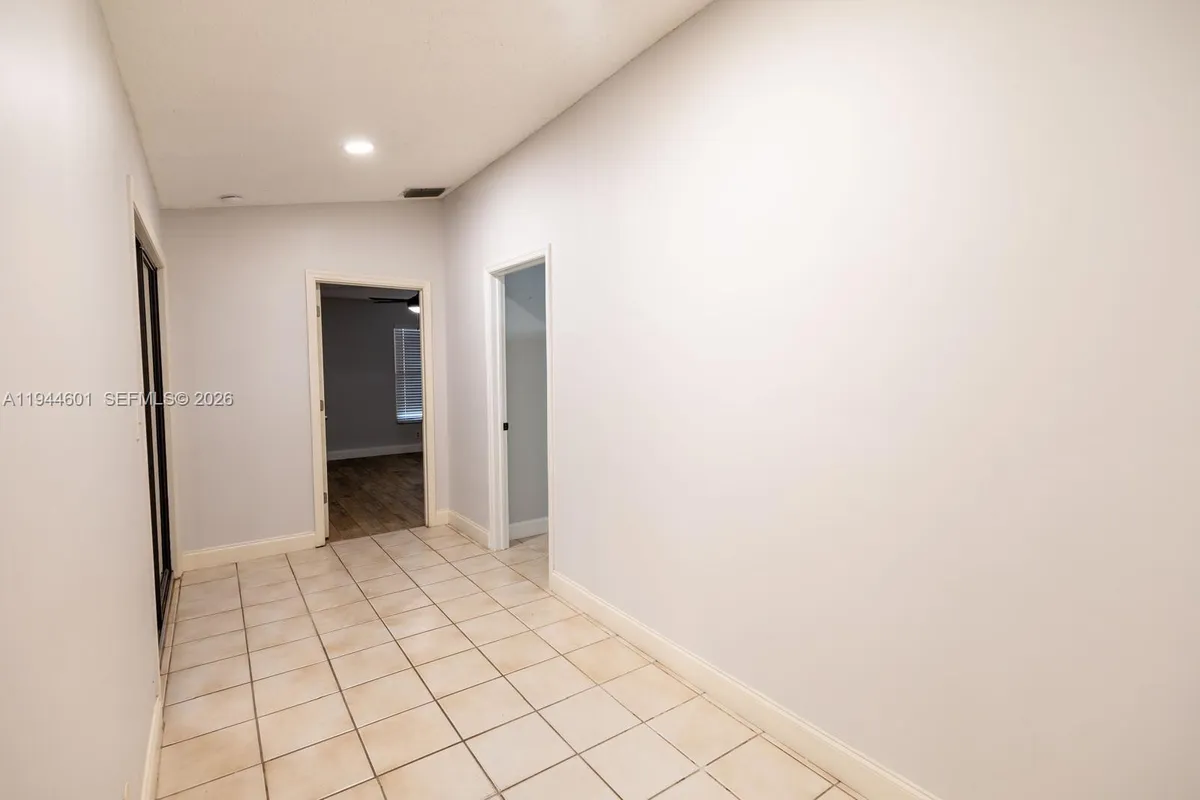 1181 W C Rd, Loxahatchee FL 33470