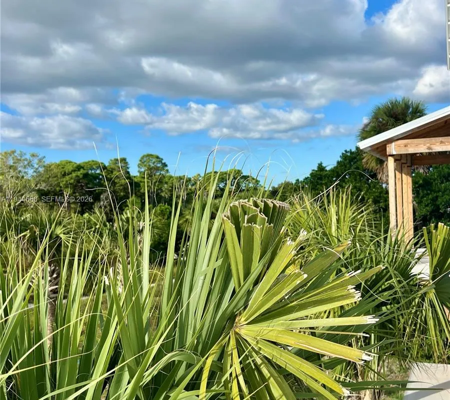 17 Tidewater Ct, Stuart FL 34996