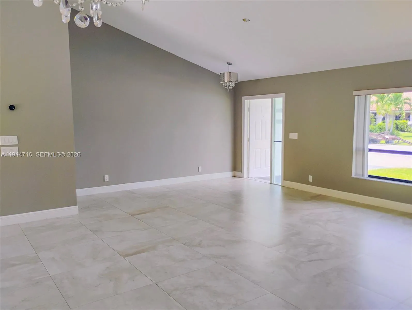 9654 Sun Pointe Drive, Boynton Beach FL 33437