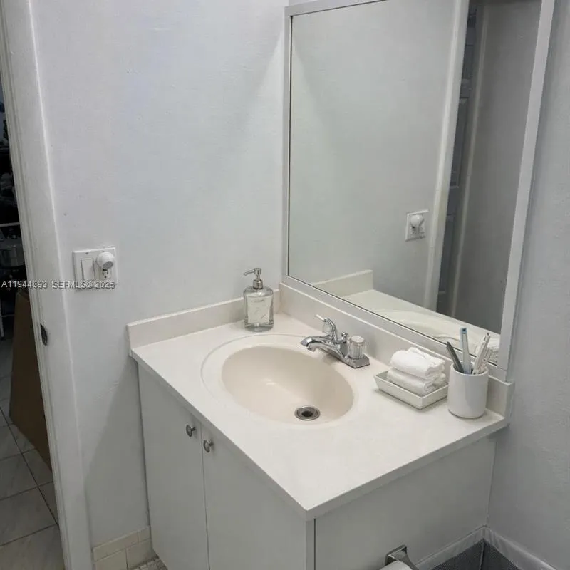 10090 NW 80th Ct # 1540, Hialeah Gardens FL 33016