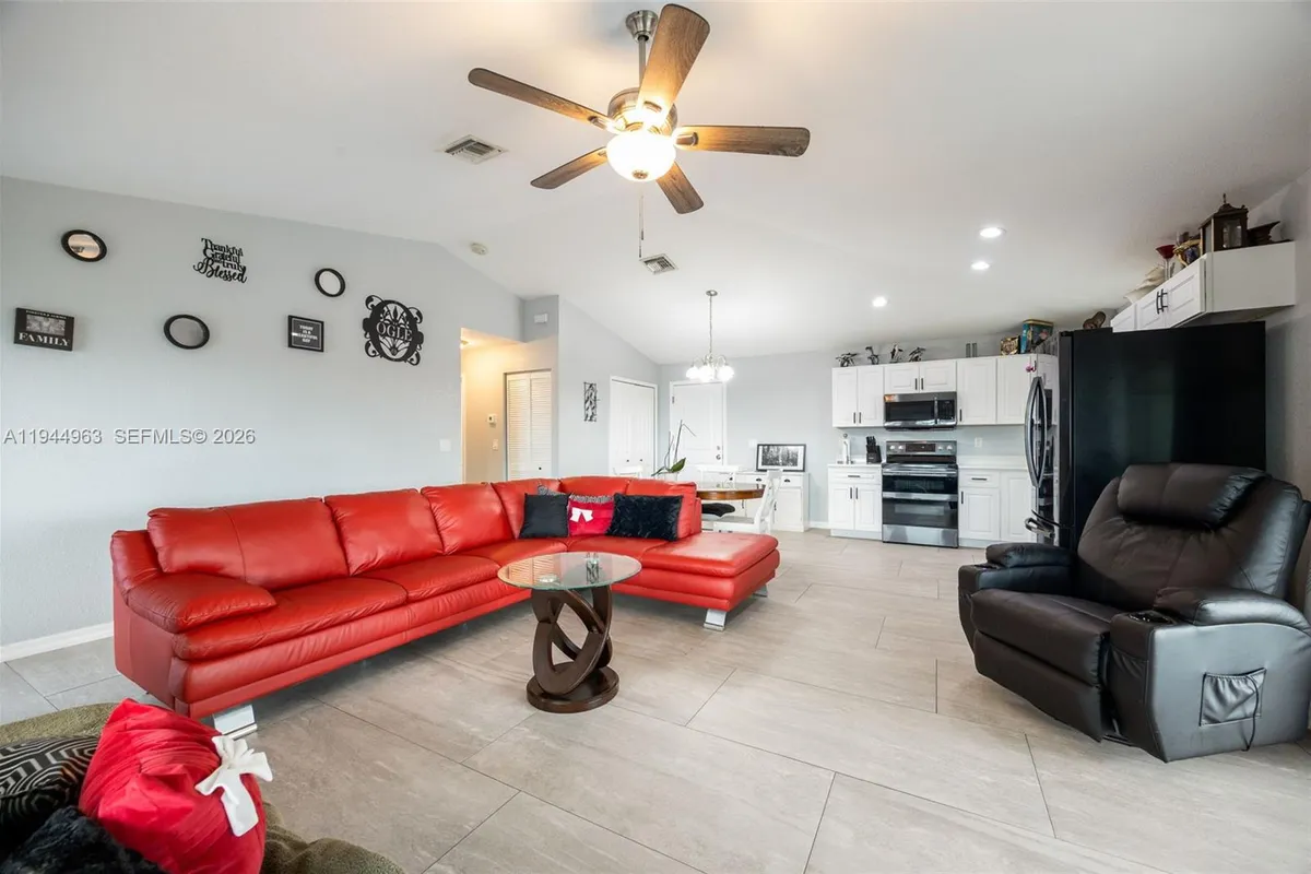 1053 SW Lock Ln, Moore Haven FL 33471