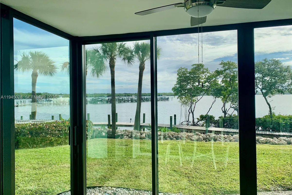 6142 SE Landing Way # 6, Stuart FL 34997