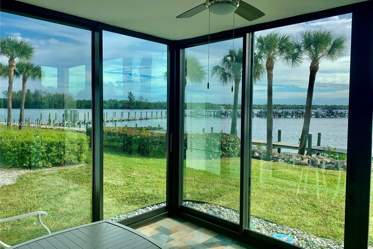 6142 SE Landing Way # 6, Stuart FL 34997