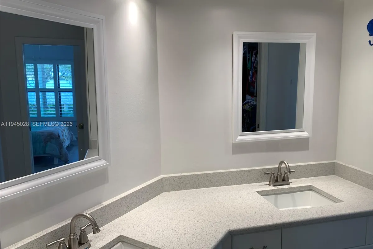 6142 SE Landing Way # 6, Stuart FL 34997