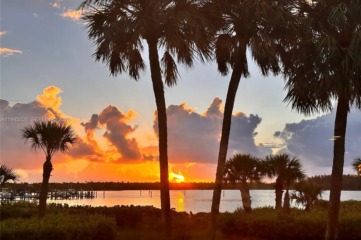 6142 SE Landing Way # 6, Stuart FL 34997