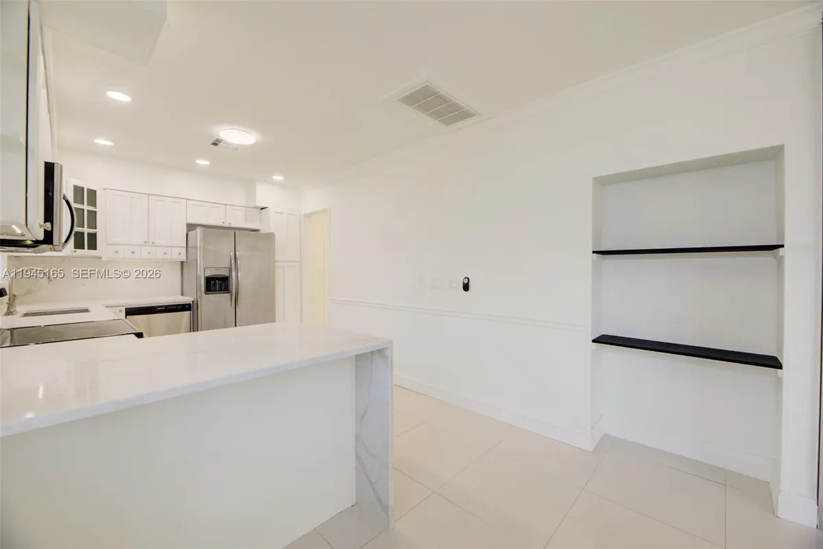 1627 Moffett St, Hollywood FL 33020