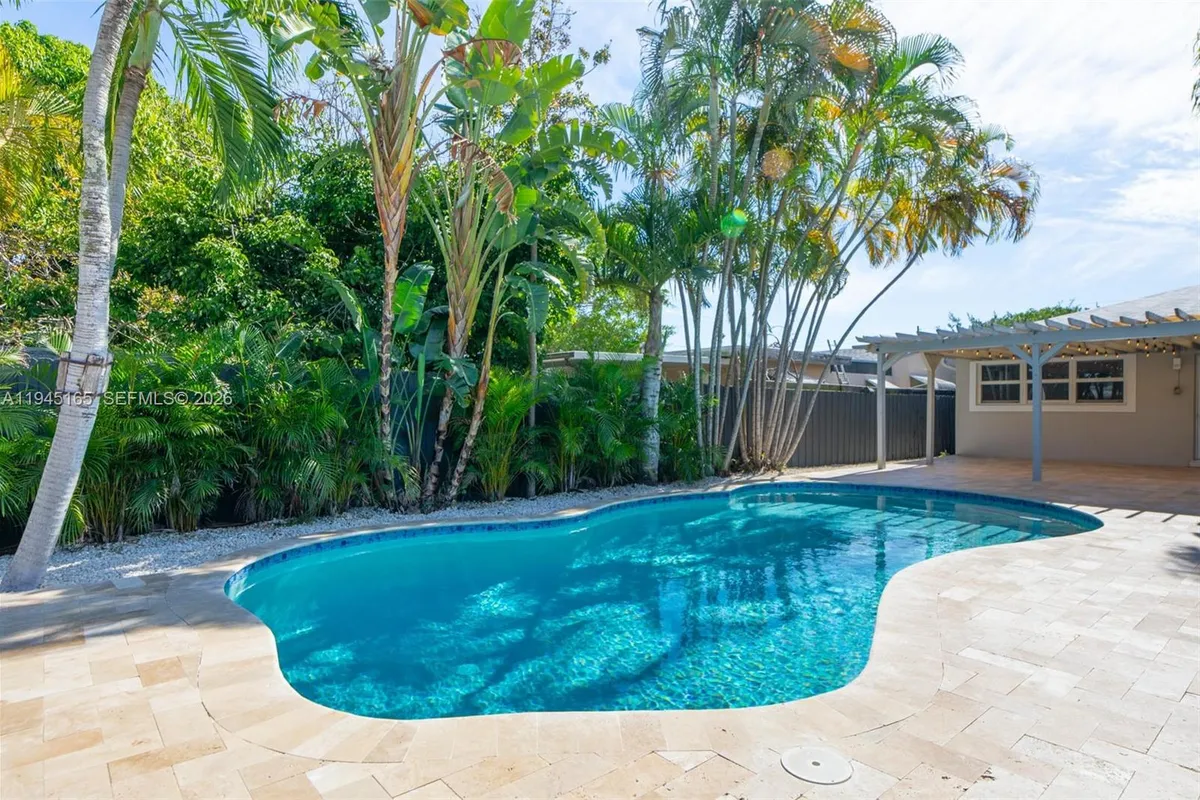 1627 Moffett St, Hollywood FL 33020