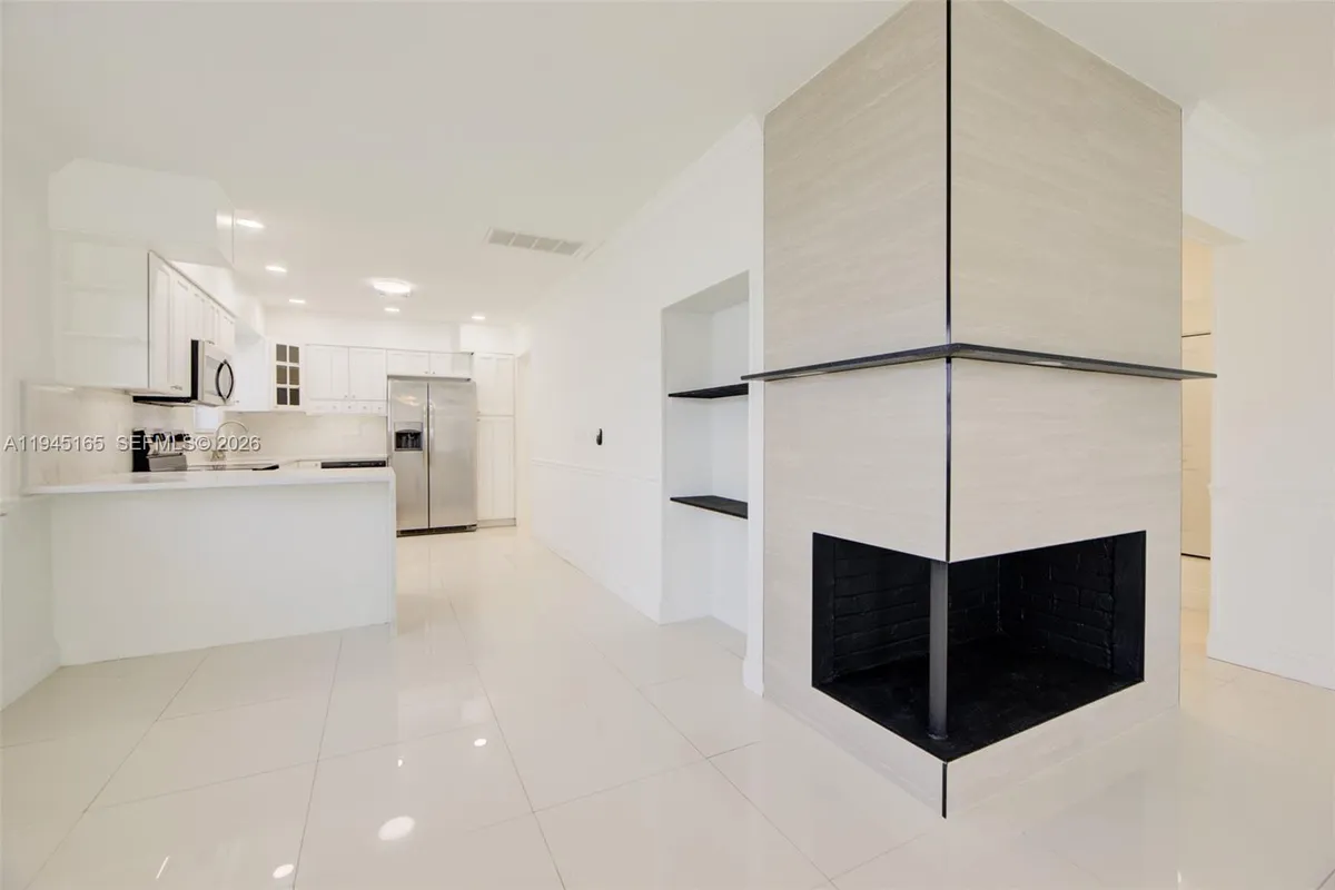 1627 Moffett St, Hollywood FL 33020