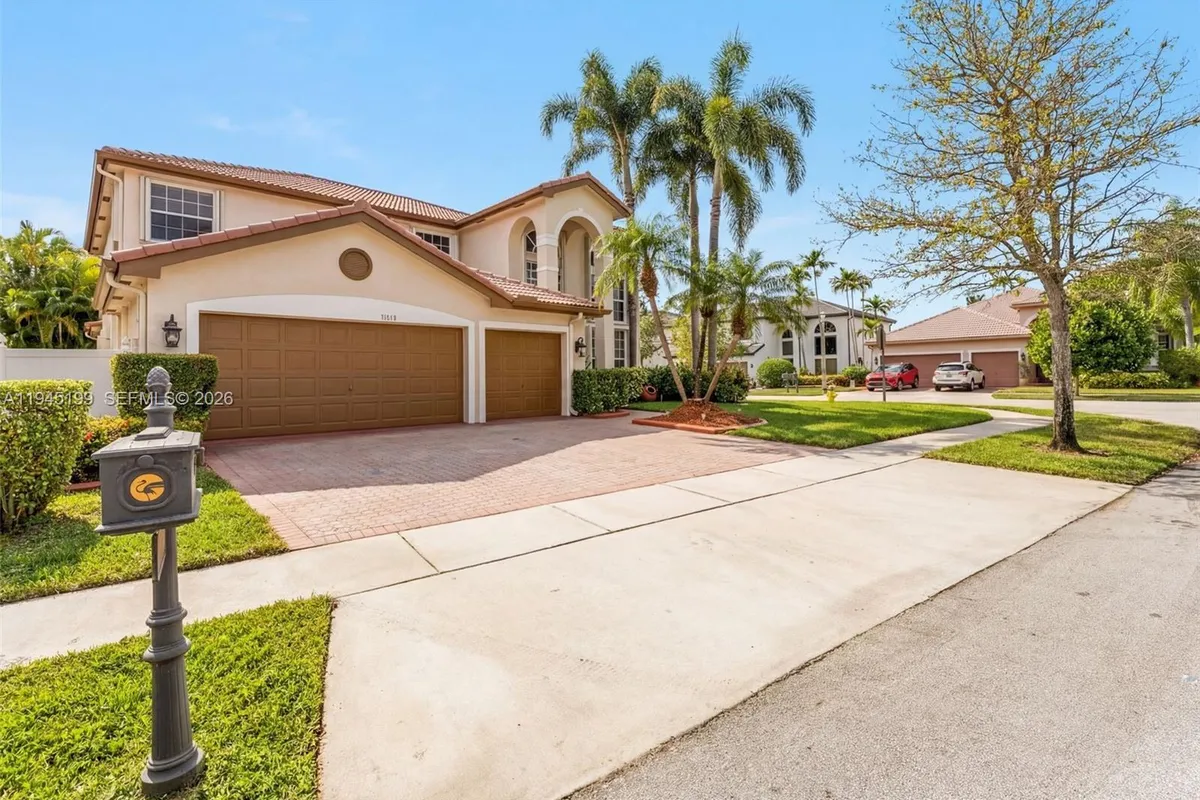 17492 SW 35th St, Miramar FL 33029