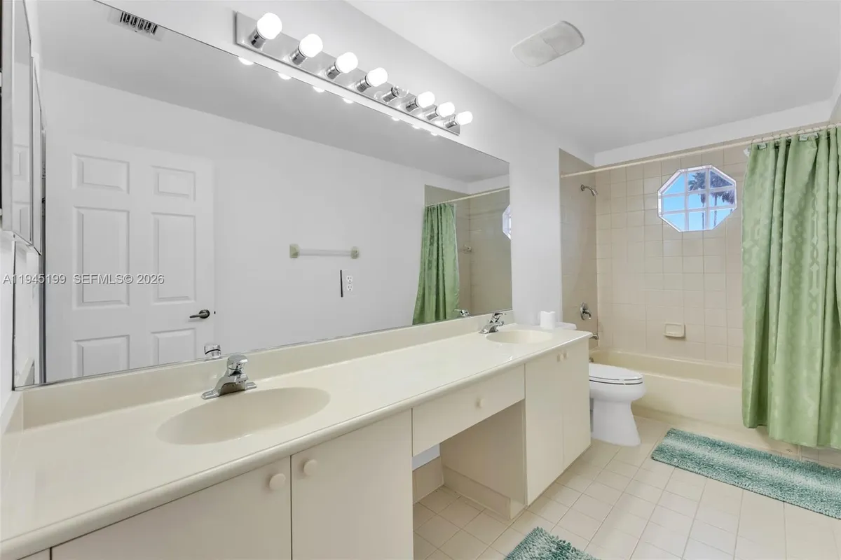 17492 SW 35th St, Miramar FL 33029