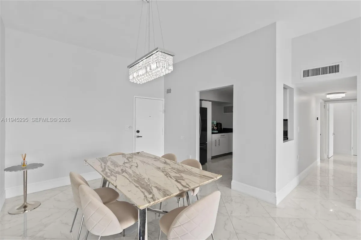 2851 NE 183rd St # 2214E, Aventura FL 33160