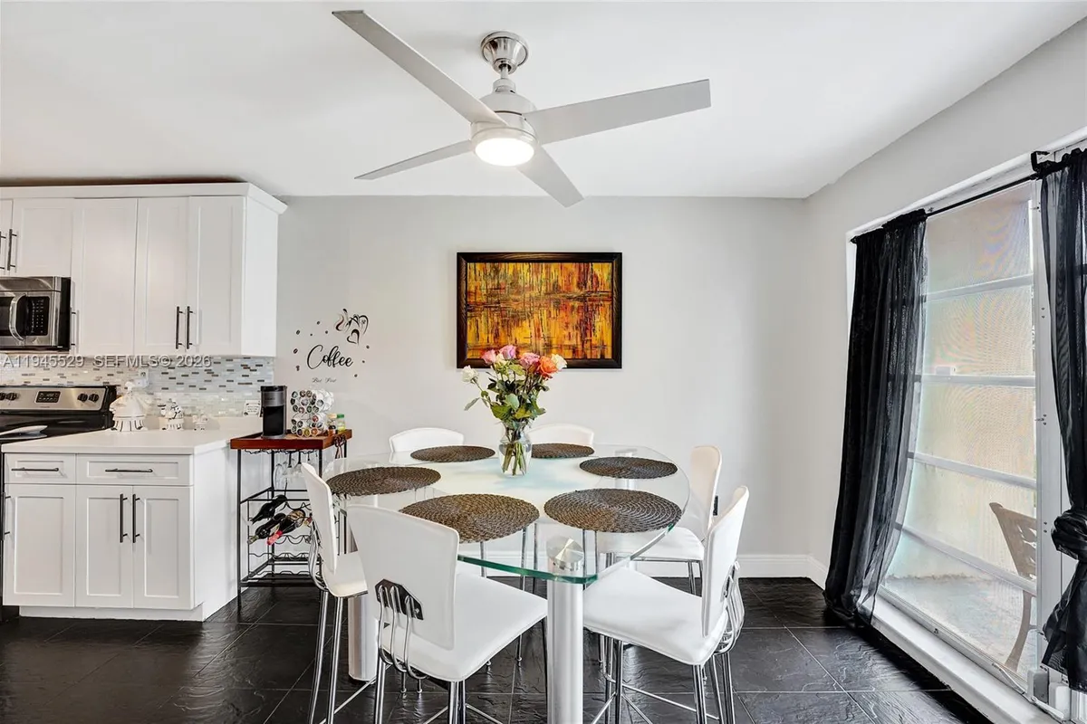 3301 Raleigh St # 4E, Hollywood FL 33021