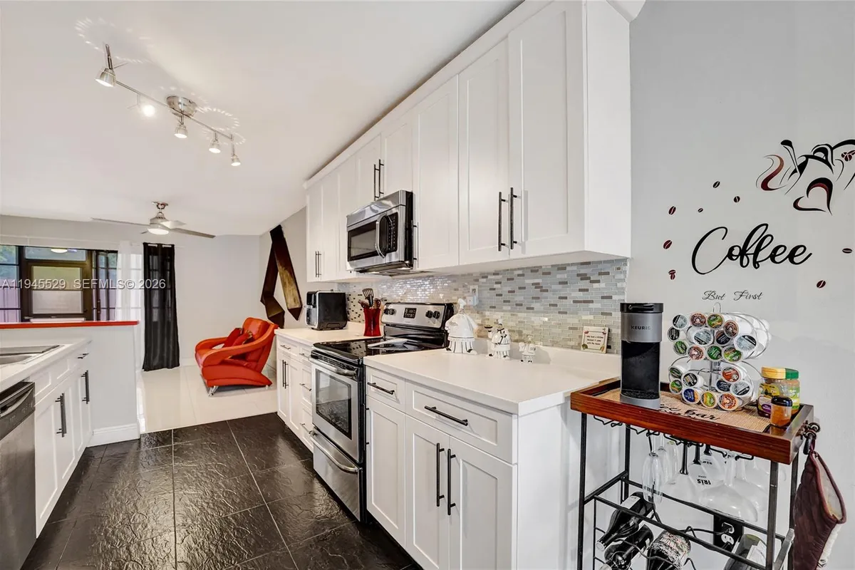 3301 Raleigh St # 4E, Hollywood FL 33021