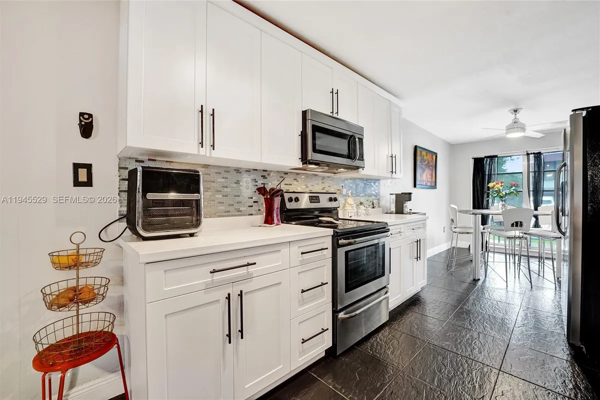 3301 Raleigh St # 4E, Hollywood FL 33021