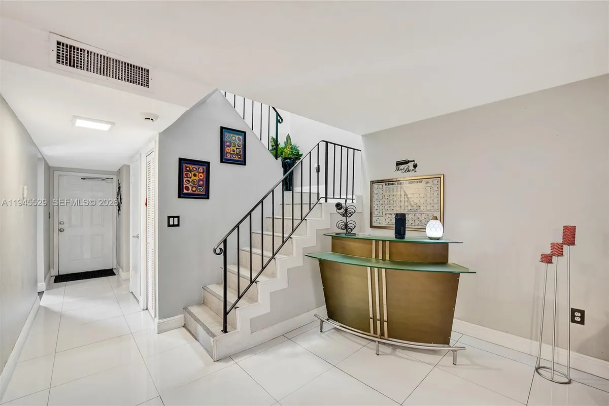 3301 Raleigh St # 4E, Hollywood FL 33021