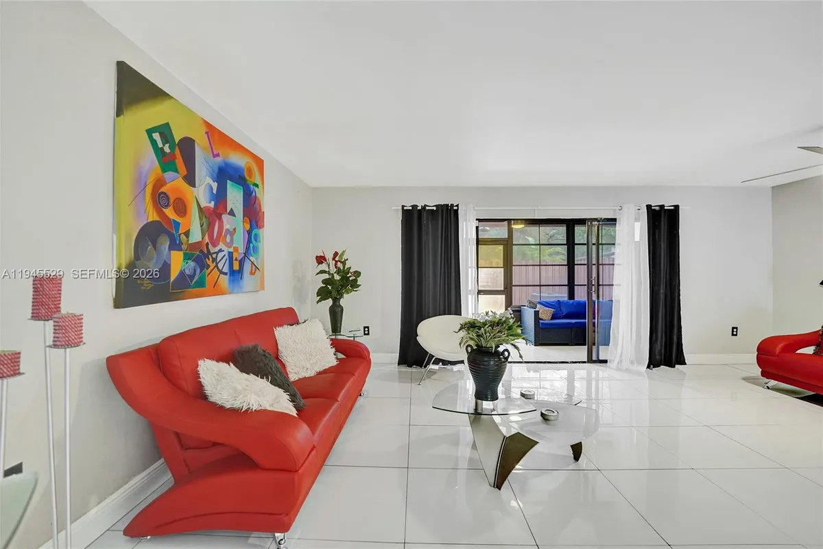 3301 Raleigh St # 4E, Hollywood FL 33021