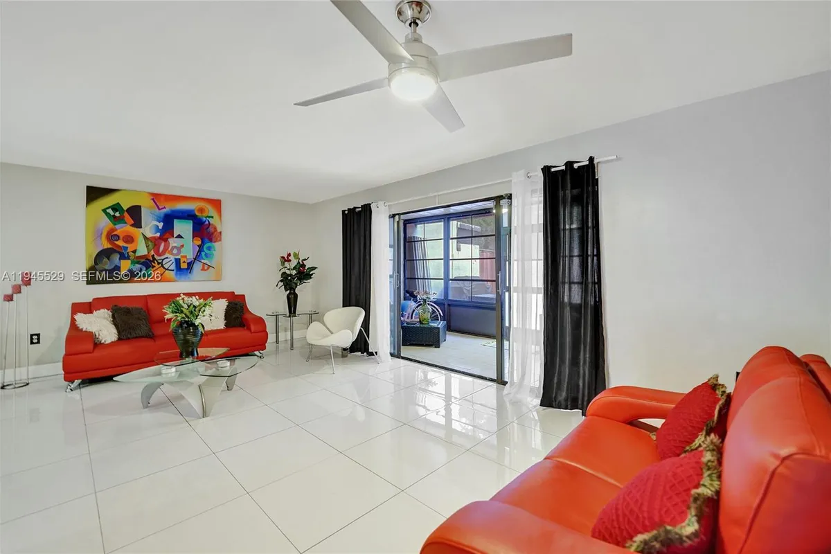 3301 Raleigh St # 4E, Hollywood FL 33021