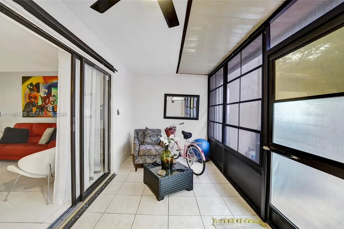 3301 Raleigh St # 4E, Hollywood FL 33021