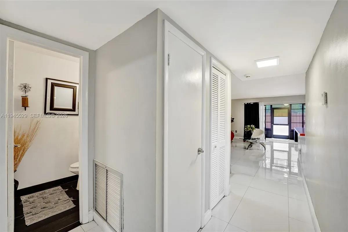 3301 Raleigh St # 4E, Hollywood FL 33021