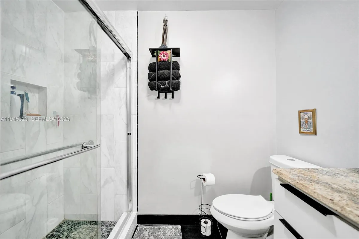 3301 Raleigh St # 4E, Hollywood FL 33021