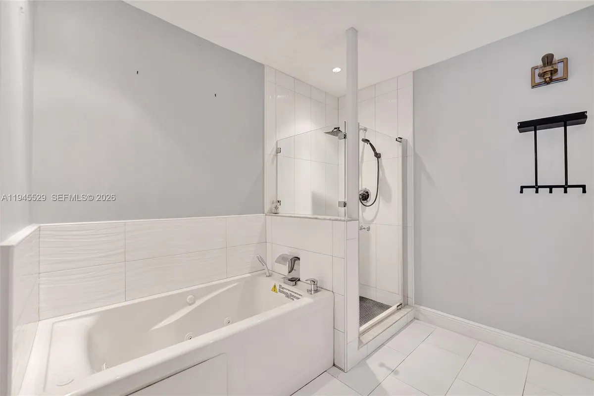 3301 Raleigh St # 4E, Hollywood FL 33021