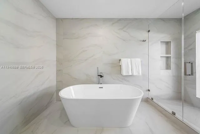 3225 Canal Dr, Pompano Beach FL 33062