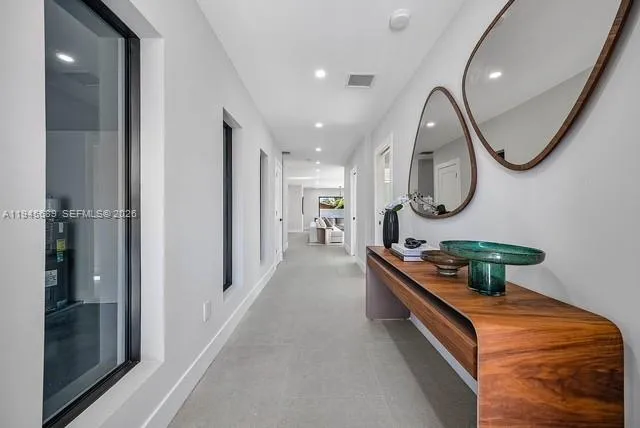 3225 Canal Dr, Pompano Beach FL 33062