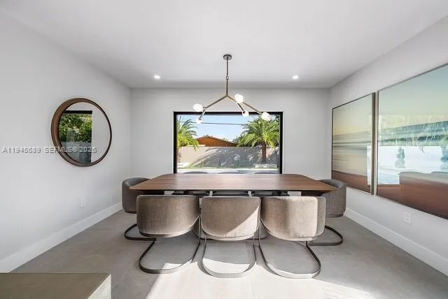 3225 Canal Dr, Pompano Beach FL 33062