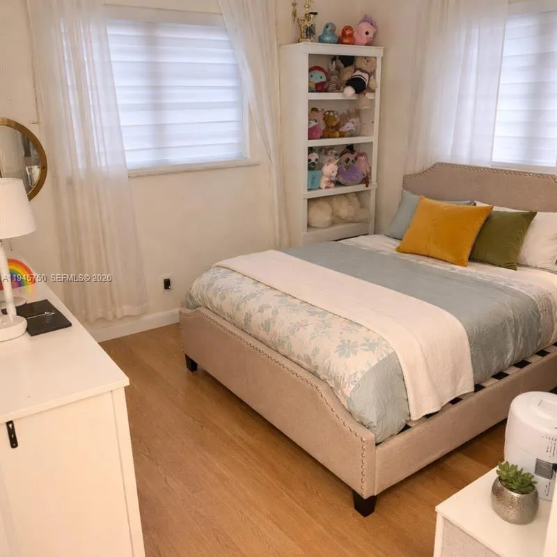 7770 NW 45th Ct, Lauderhill FL 33351