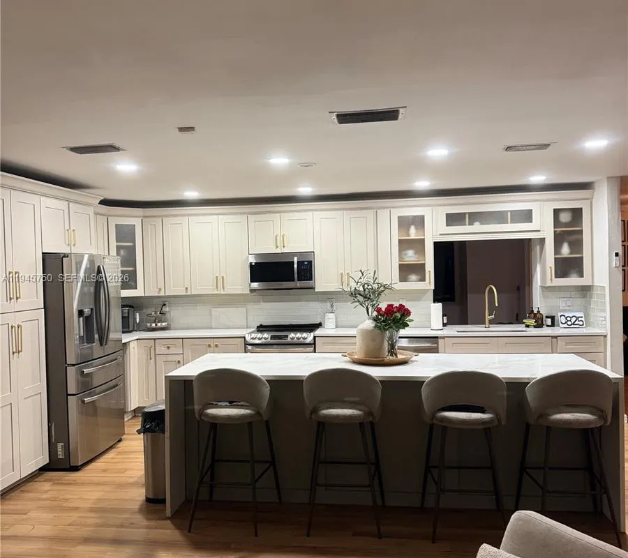 7770 NW 45th Ct, Lauderhill FL 33351