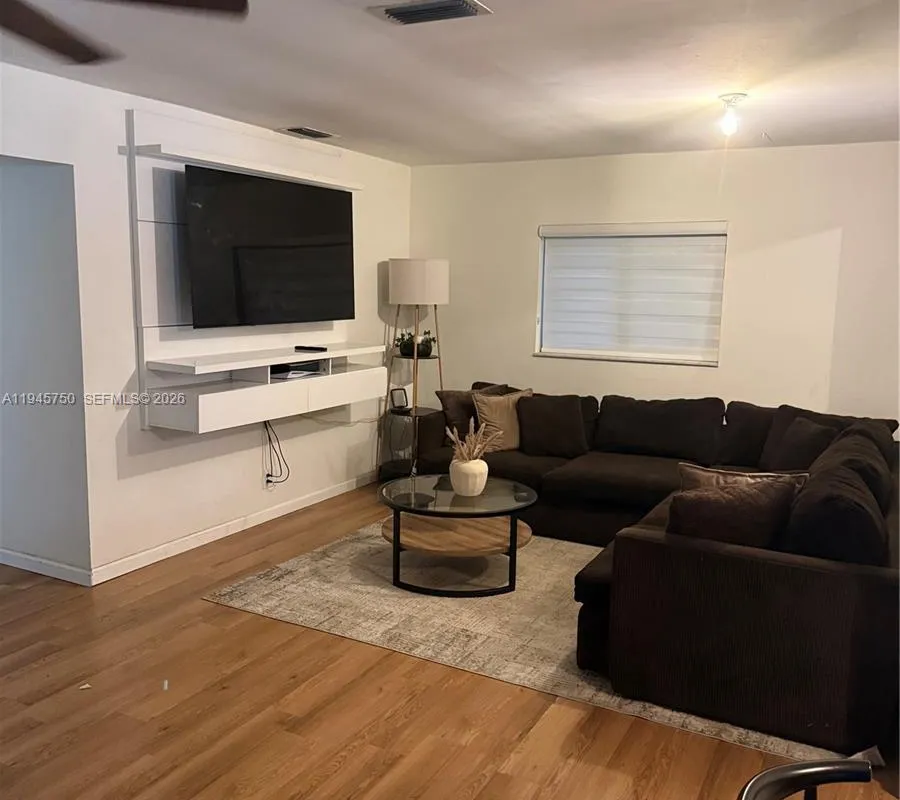 7770 NW 45th Ct, Lauderhill FL 33351