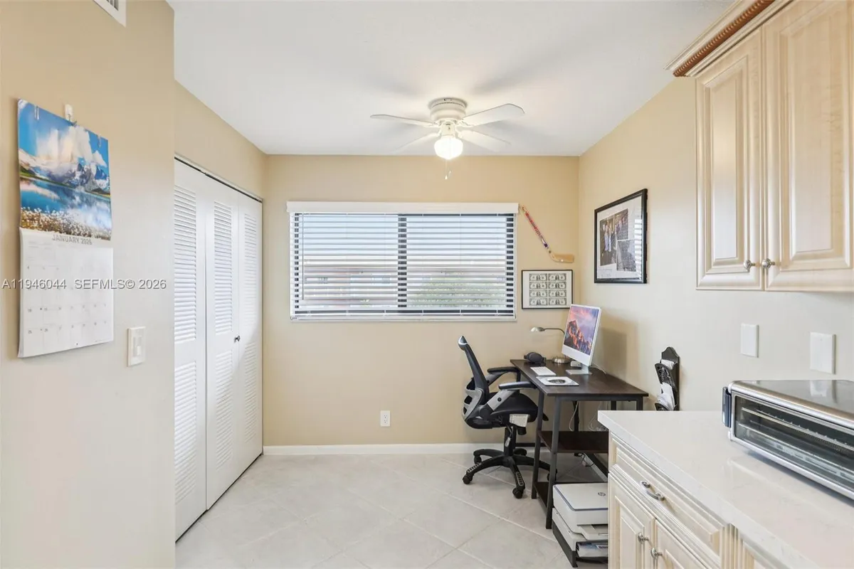 4725 E Lucerne Lakes Blvd E # 405, Lake Worth FL 33467