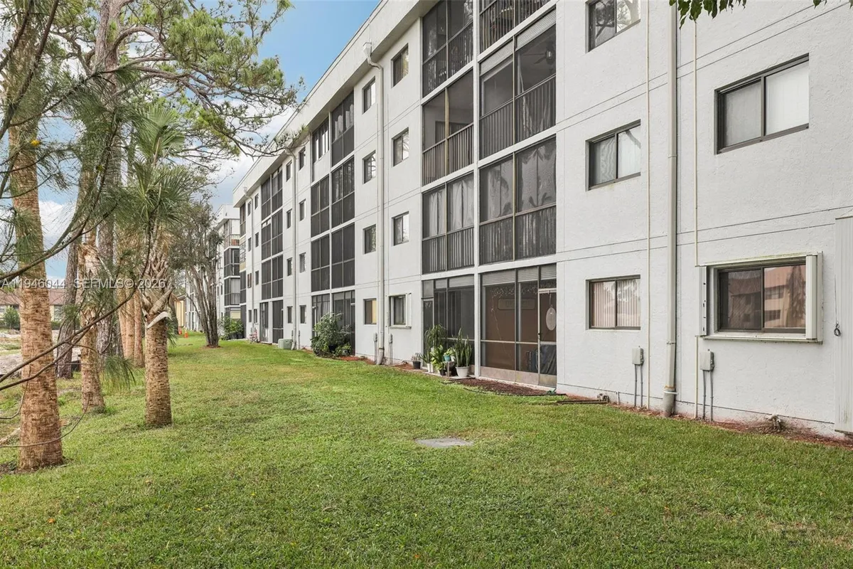 4725 E Lucerne Lakes Blvd E # 405, Lake Worth FL 33467