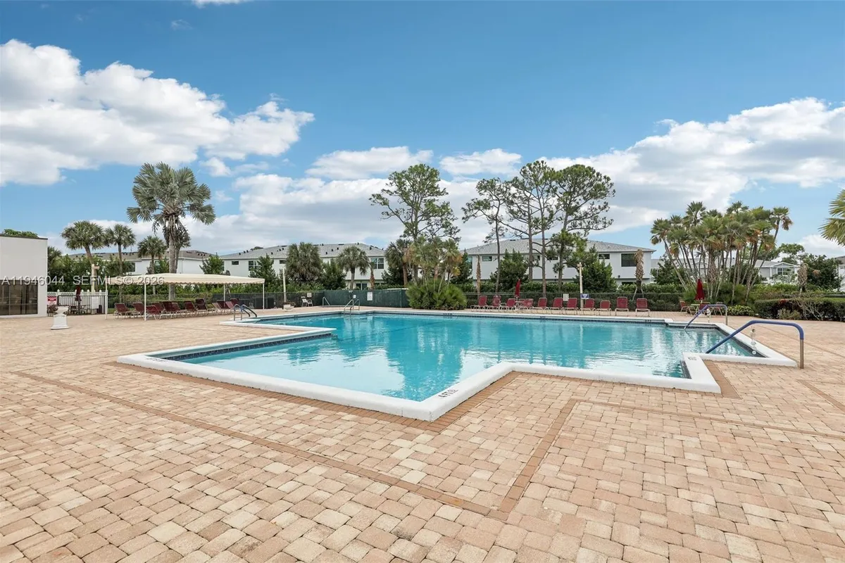 4725 E Lucerne Lakes Blvd E # 405, Lake Worth FL 33467