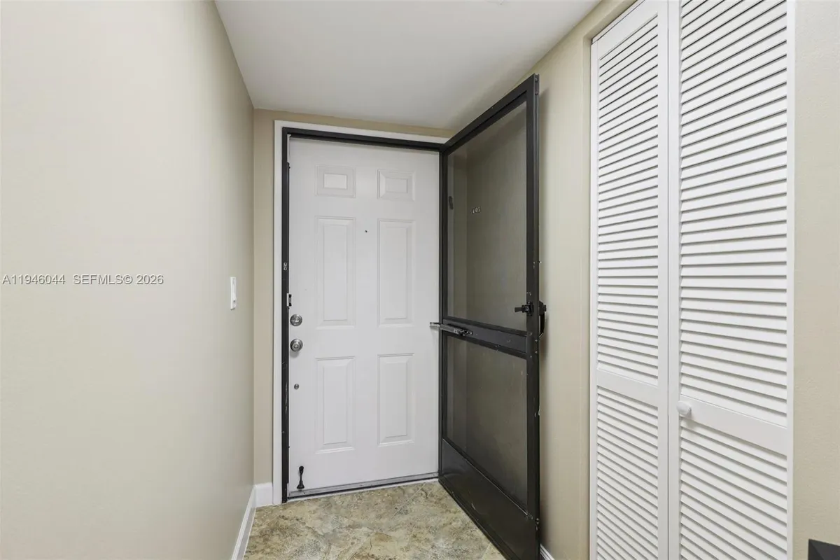 4725 E Lucerne Lakes Blvd E # 405, Lake Worth FL 33467