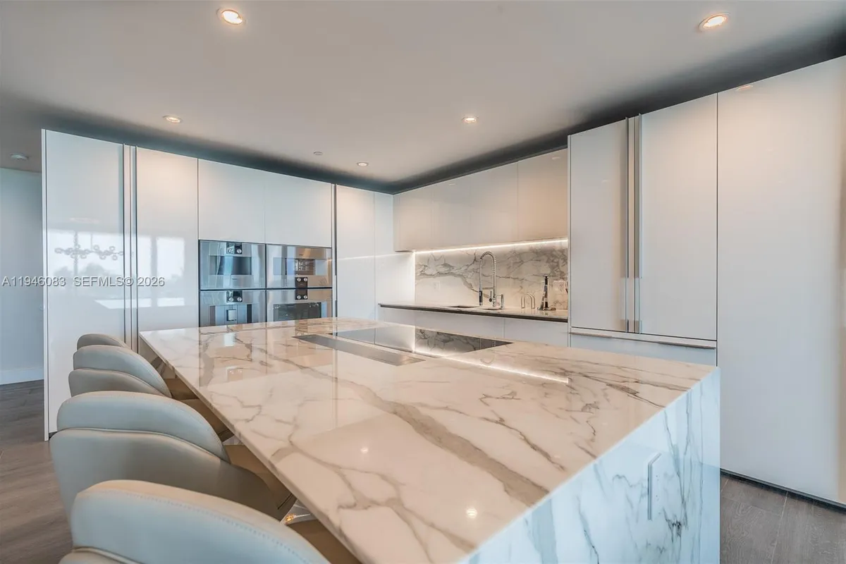 10203 Collins Ave # 302, Bal Harbour FL 33154