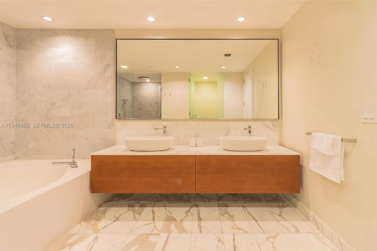 10203 Collins Ave # 302, Bal Harbour FL 33154