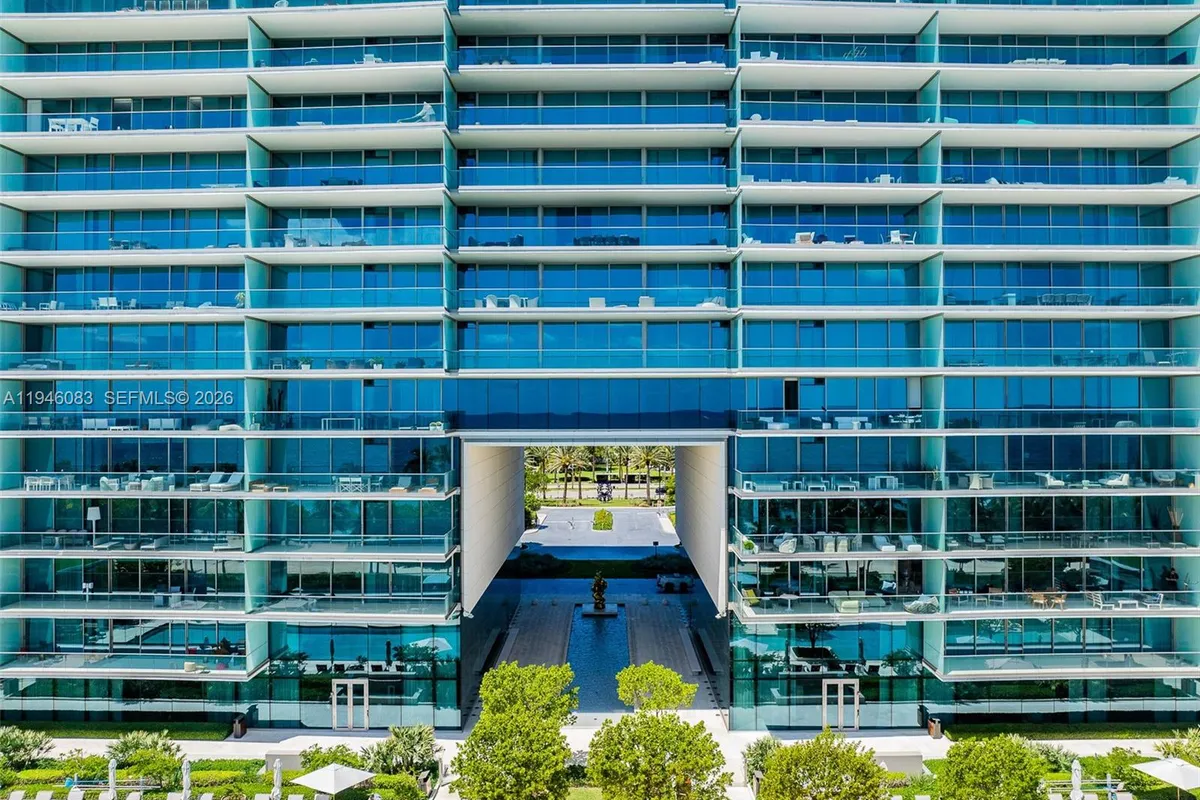 10203 Collins Ave # 302, Bal Harbour FL 33154