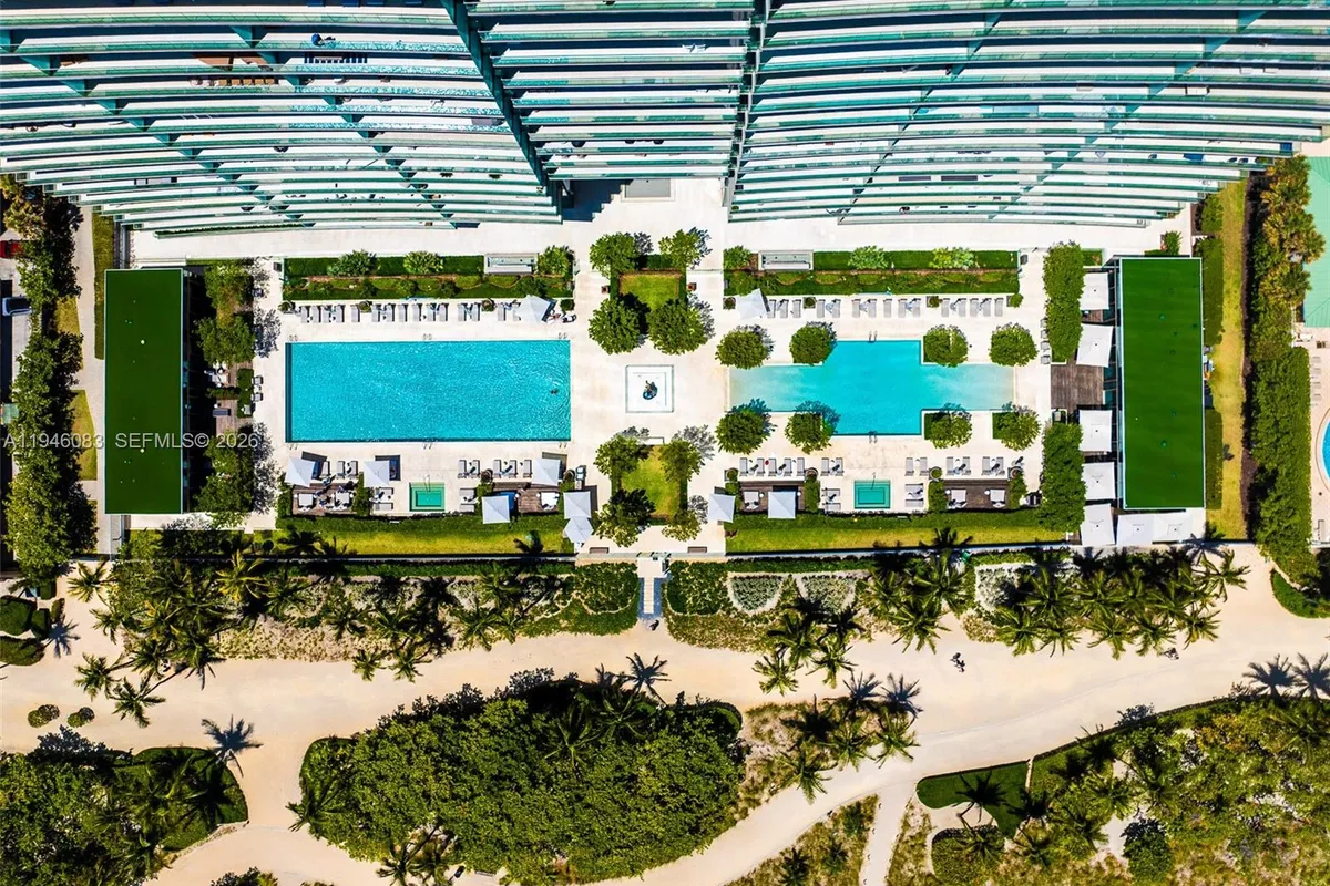 10203 Collins Ave # 302, Bal Harbour FL 33154