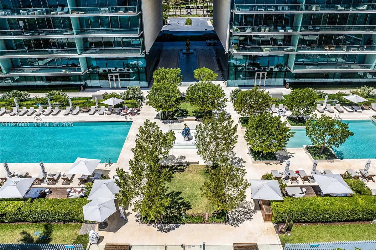 10203 Collins Ave # 302, Bal Harbour FL 33154