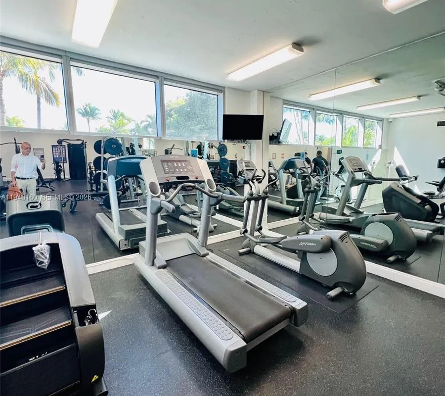 2655 Collins Ave # 406, Miami Beach FL 33140