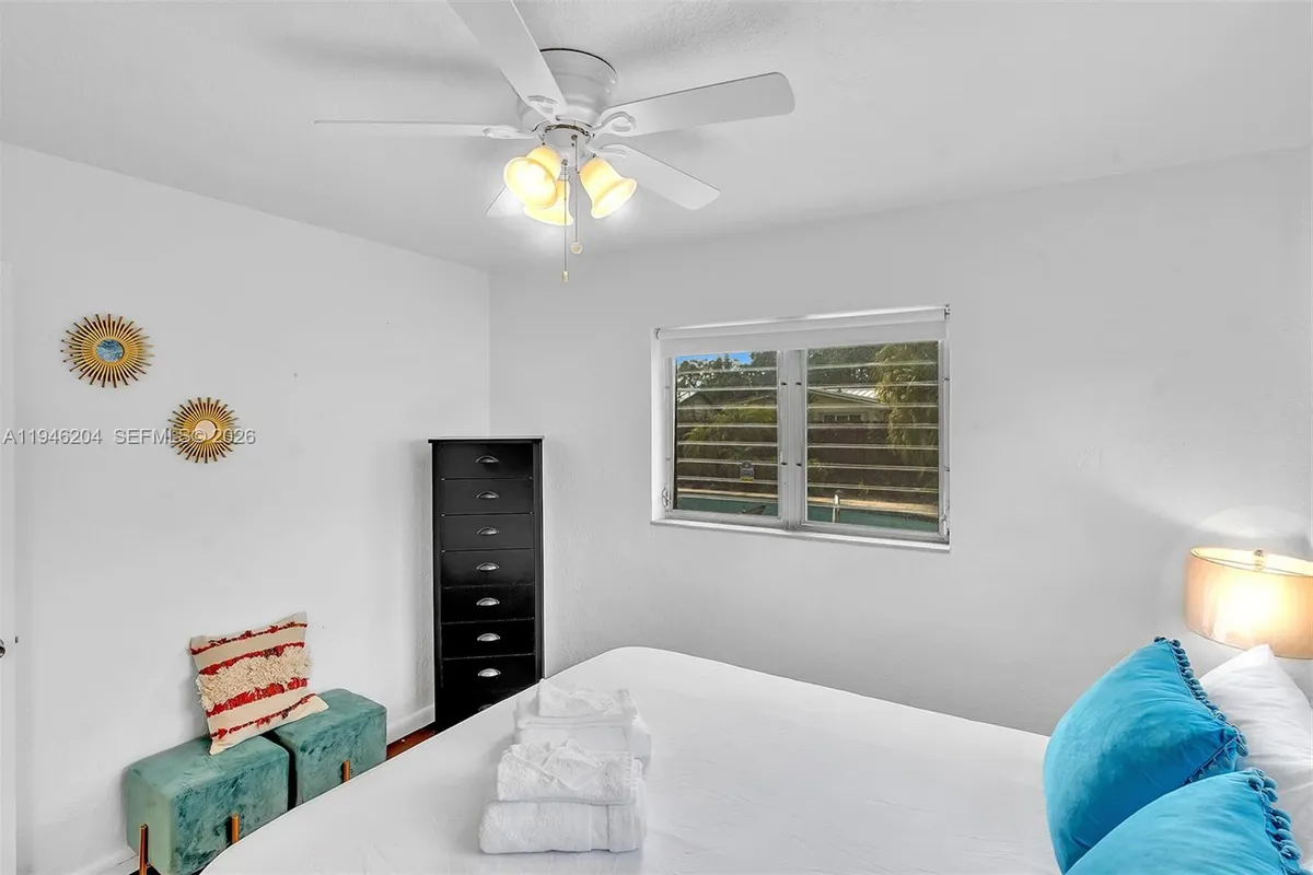 4633 SW 28th Ave, Dania Beach FL 33312